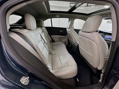 Used 2021 Cadillac XT4 Premium Luxury FWD image 27