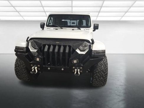 Used 2020 Jeep Gladiator Overland w/ Popular Equipment Package image 10