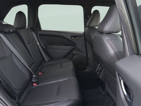 Used 2025 Subaru Forester Limited w/ Popular Package #1 image 55