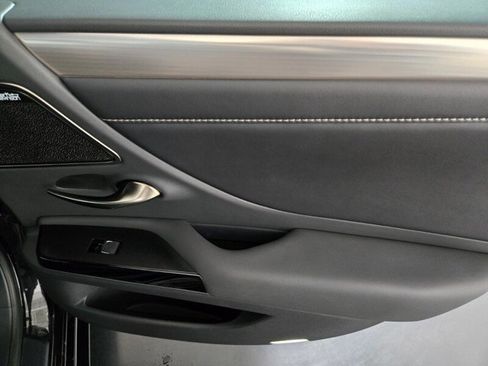 Certified 2022 Lexus ES 350 F Sport w/ Accessory Package image 22