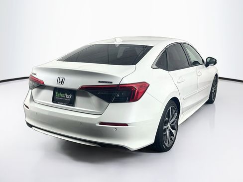 Used 2022 Honda Civic Touring image 9