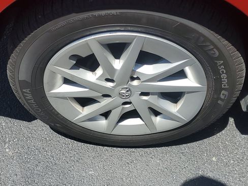 Used 2012 Toyota Prius V Two image 7