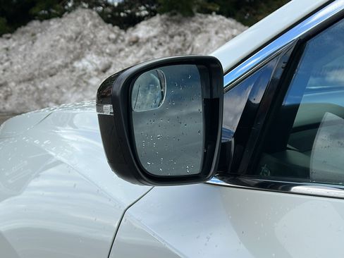 Certified 2024 Nissan Murano SV w/ SV Midnight Edition Package image 12