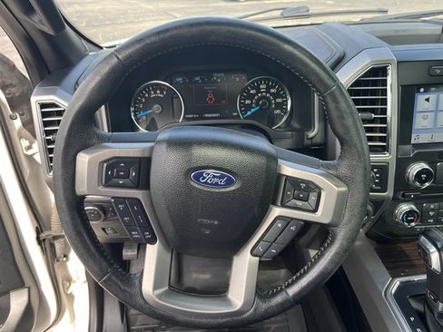 Used 2016 Ford F150 Platinum w/ Equipment Group 701A Luxury AWD/4WD image 20