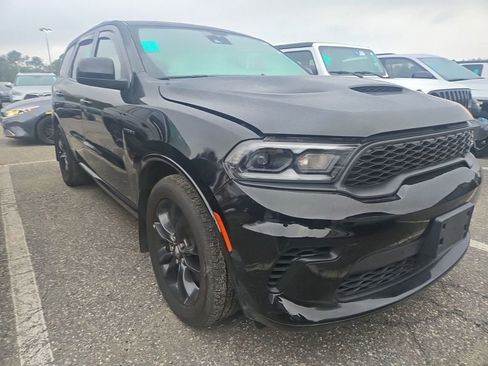 Used 2023 Dodge Durango R/T w/ Hemi Orange Plus Package image 3