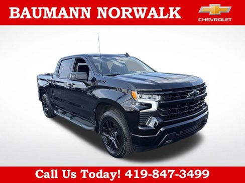 Used 2023 Chevrolet Silverado 1500 RST AWD/4WD image 7