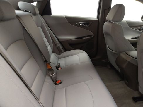 Used 2022 Chevrolet Malibu LS image 19