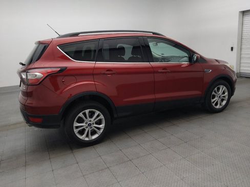 Used 2017 Ford Escape SE w/ Equipment Group 201A FWD image 10