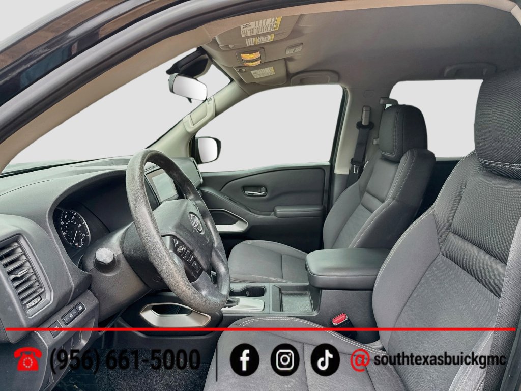 Used 2022 Nissan Frontier SV AWD/4WD image 11