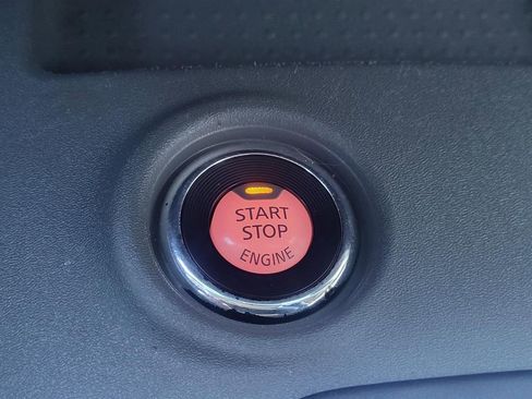 Used 2021 Nissan Frontier SV image 20