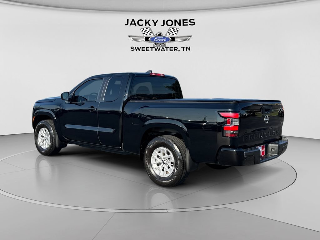 Used 2024 Nissan Frontier SV w/ Technology Package RWD image 3