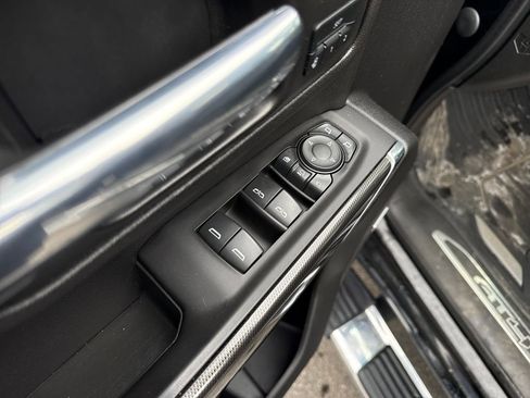 Certified 2021 GMC Sierra 2500 AT4 w/ AT4 Premium Plus Package image 24