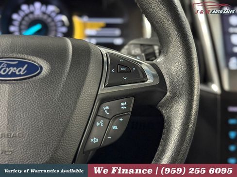 Used 2017 Ford Edge Titanium w/ Equipment Group 301A AWD/4WD image 26