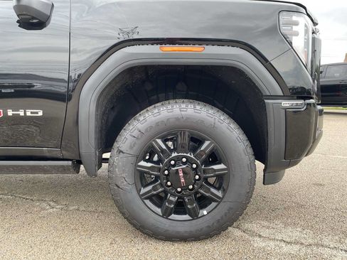New 2026 GMC Sierra 2500 AT4 AWD/4WD image 35