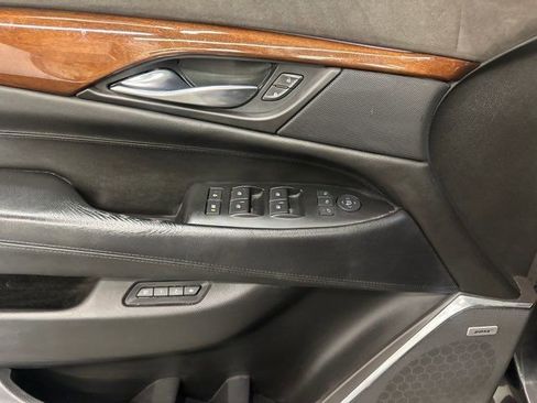 Used 2016 Cadillac Escalade Luxury image 15
