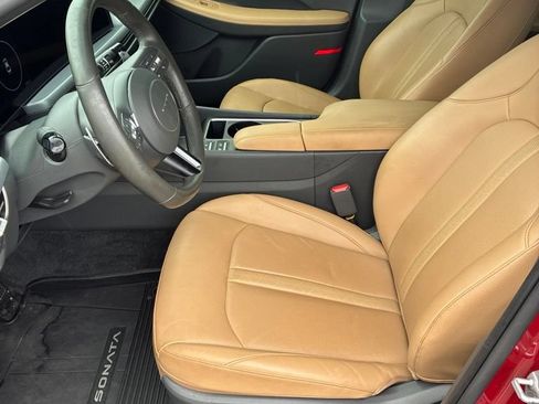 Used 2025 Hyundai Sonata Limited FWD image 6