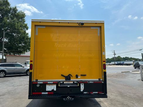 Used 2022 Ford E-350 and Econoline 350 Super Duty RWD image 6