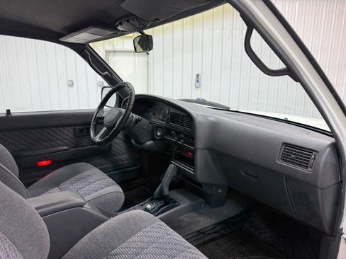 Used 1995 Toyota 4Runner SR5 AWD/4WD image 14