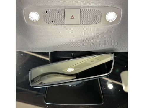 Used 2023 Tesla Model 3 Standard Range image 37