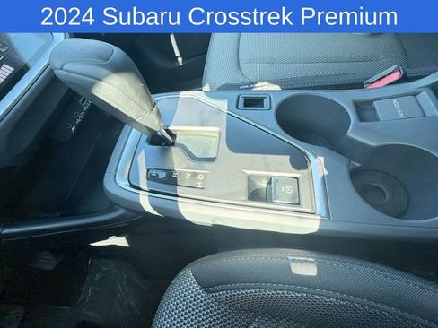 Used 2024 Subaru Crosstrek 2.5i Limited AWD/4WD image 19