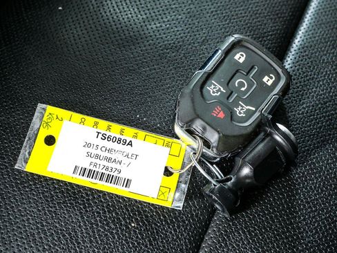 Used 2015 Chevrolet Suburban LTZ RWD image 39