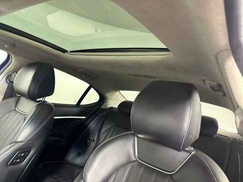 Used 2019 Genesis G70 3.3T Advanced w/ Prestige Package image 11