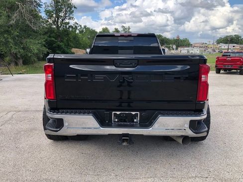 Used 2026 Chevrolet Silverado 3500 LTZ w/ LTZ Plus Package AWD/4WD image 3
