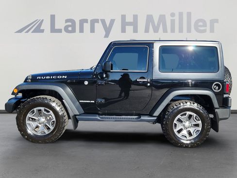 Used 2017 Jeep Wrangler Rubicon w/ Power Convenience Group image 2