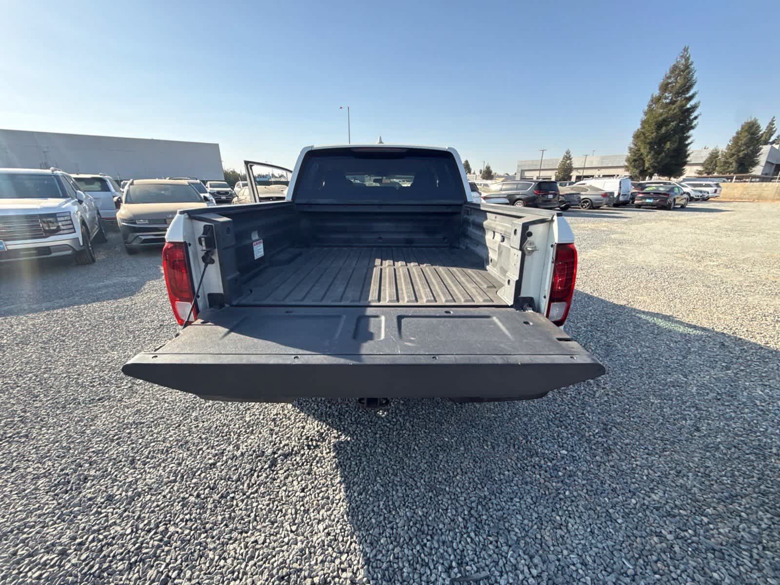 Used 2017 Honda Ridgeline RTL image 16