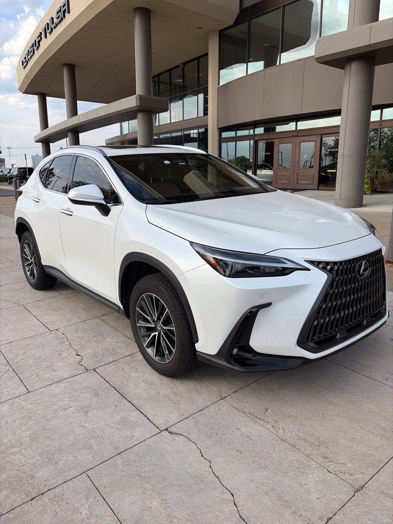 Used 2024 Lexus NX 350h AWD image 7