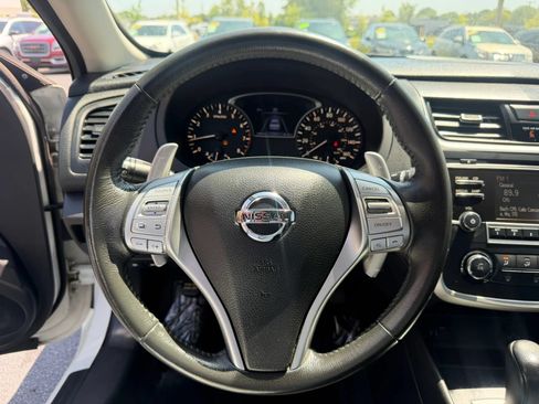 Used 2016 Nissan Altima 2.5 SR FWD image 15