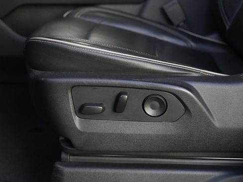 Used 2021 GMC Yukon XL SLT w/ SLT Luxury Plus Package image 31