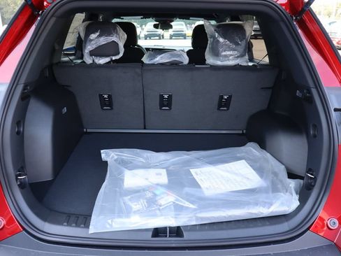 New 2027 Chevrolet Equinox LT FWD image 22