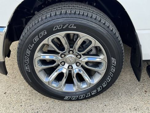 Used 2023 RAM 1500 Laramie image 23
