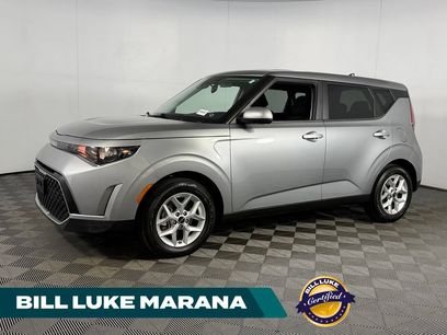 Used 2024 Kia Soul LX w/ Option Group 015