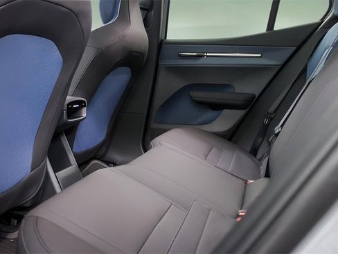 New 2026 Volvo EX30 Plus image 12