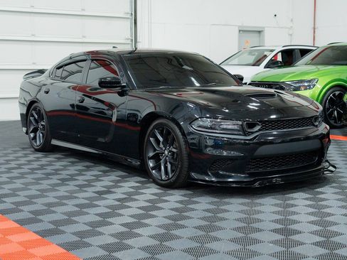 Used 2023 Dodge Charger R/T w/ Blacktop Package RWD image 11