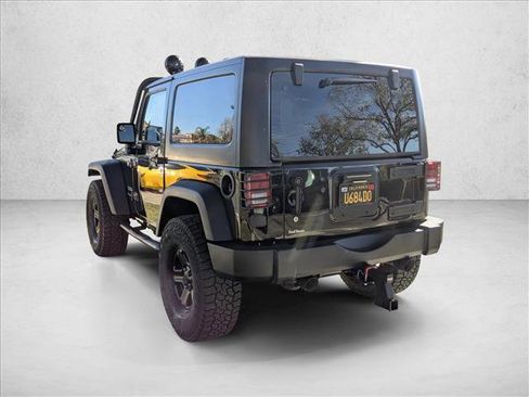 Used 2017 Jeep Wrangler Sport w/ Connectivity Group image 7