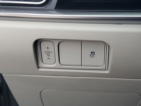 Used 2026 Kia Sorento S FWD image 32