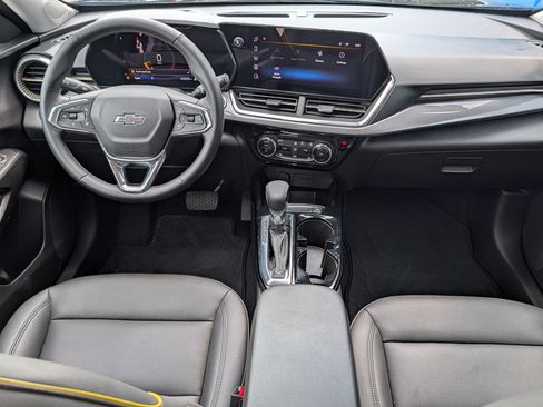 Certified 2024 Chevrolet Trax ACTIV w/ Driver Confidence Package FWD image 11