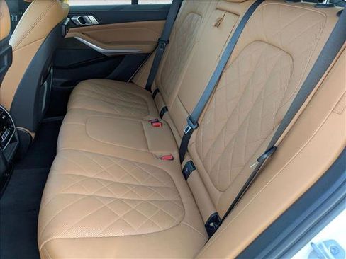 Used 2023 BMW X5 sDrive40i w/ Parking Assistance Package image 19