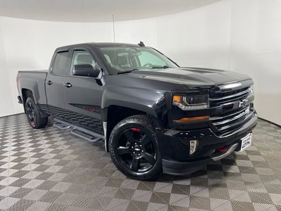 Used 2018 Chevrolet Silverado 1500 LT w/ Redline Edition