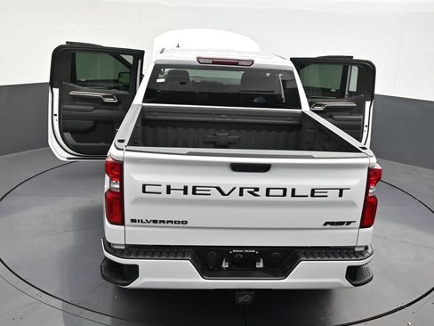 Used 2026 Chevrolet Silverado 1500 RST w/ RST Select Package AWD/4WD image 37