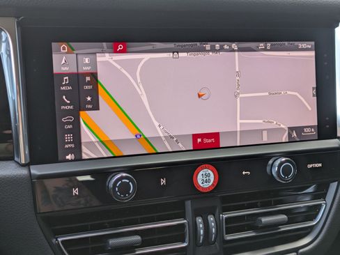 New 2025 Porsche Macan image 19