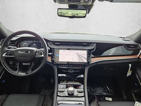 New 2026 Jeep Grand Cherokee L Summit image 15