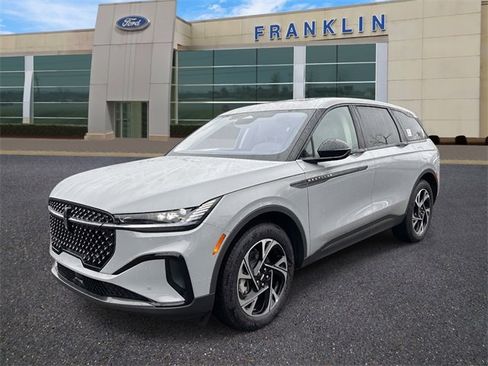 New 2026 Lincoln Nautilus Premier w/ Equipment Group 102A image 3