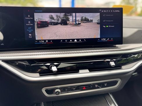 Used 2024 BMW X7 M60i w/ Executive Package AWD/4WD image 18