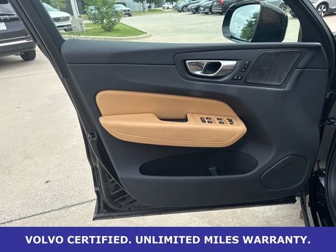 Used 2023 Volvo XC60 B5 Ultimate w/ Climate Package FWD image 20