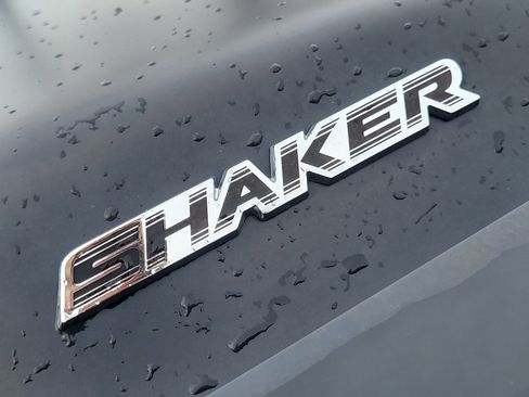 Used 2017 Dodge Challenger R/T image 11