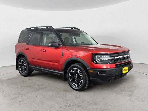 Used 2022 Ford Bronco Sport Outer Banks AWD/4WD image 7